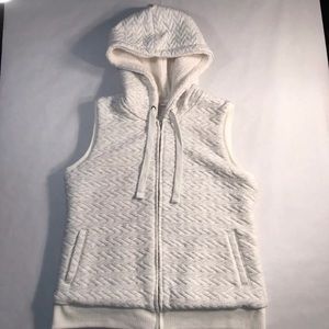 Merona Warm Ivory Quilted Hooded Vest size medium